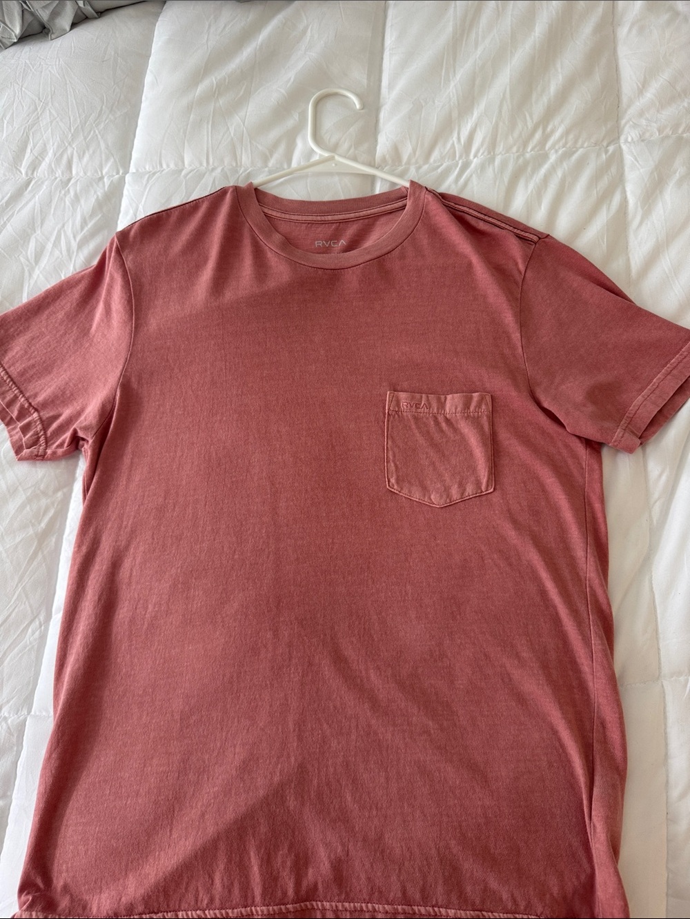 RVCA Men's Pocket Tee in Dusty Rose Red